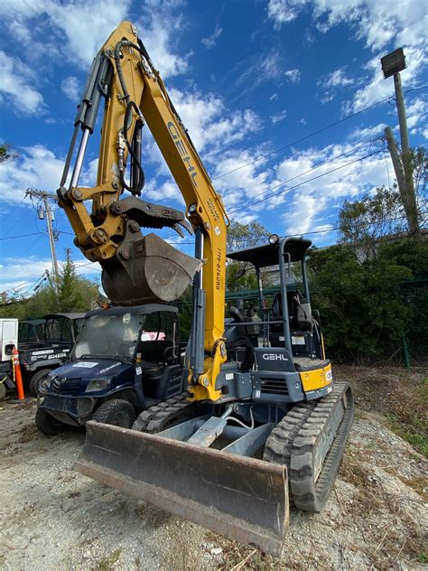 MINI EXCAVATOR 19 GEHL Z55 Sales Evansville IN, Where to 